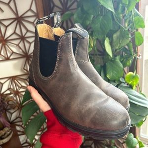Blundstone Chelsea Boots